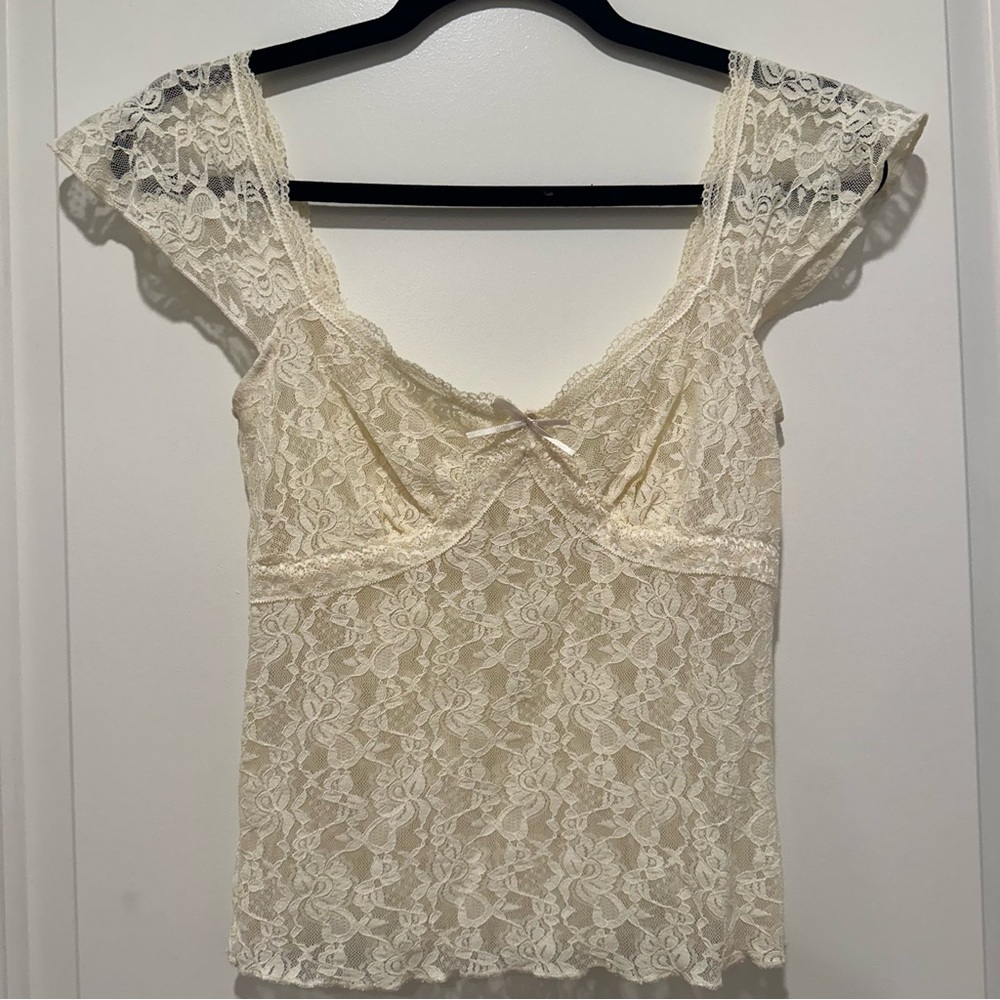 Small Creme White Lace Top
